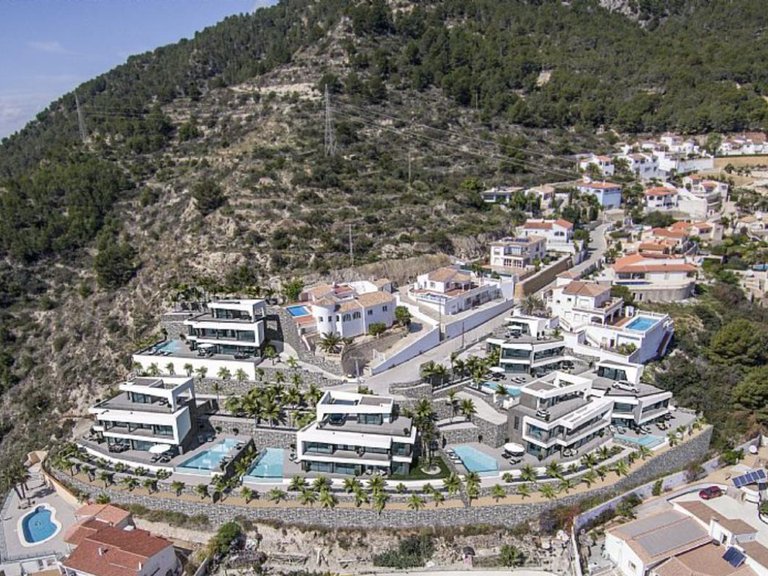 Villa for Sale in Calpe, Alicante 3