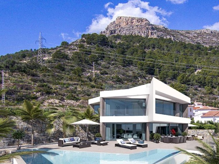 Villa for Sale in Calpe, Alicante 1