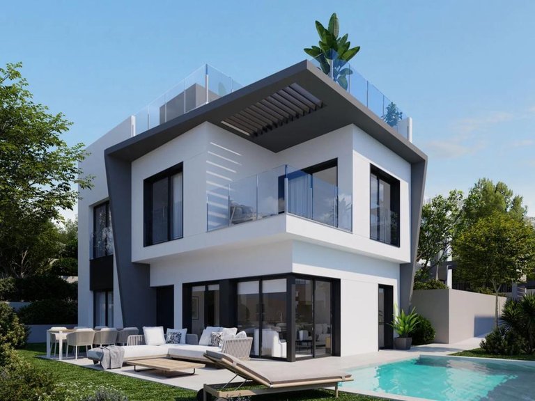 Villa for Sale in Villajoyosa, Alicante 1