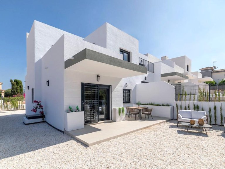 Villa for Sale in Busot, Alicante 15