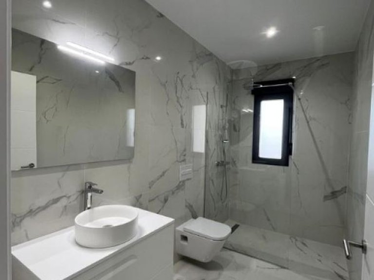 Villa for Sale in Pinoso, Alicante 9