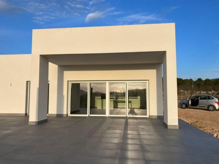Villa for Sale in Pinoso, Alicante 11