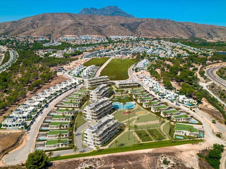 Apartment for Sale in Finestrat, Alicante 1