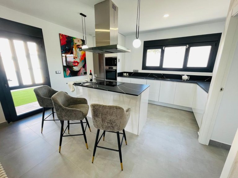 Villa for Sale in Torrevieja, Alicante 2