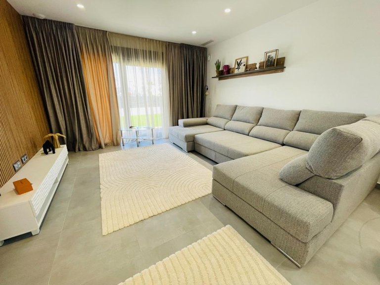 Villa for Sale in Torrevieja, Alicante 17