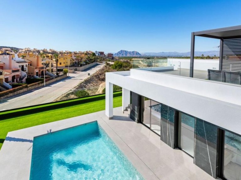 Villa for Sale in Algorfa, Alicante 6