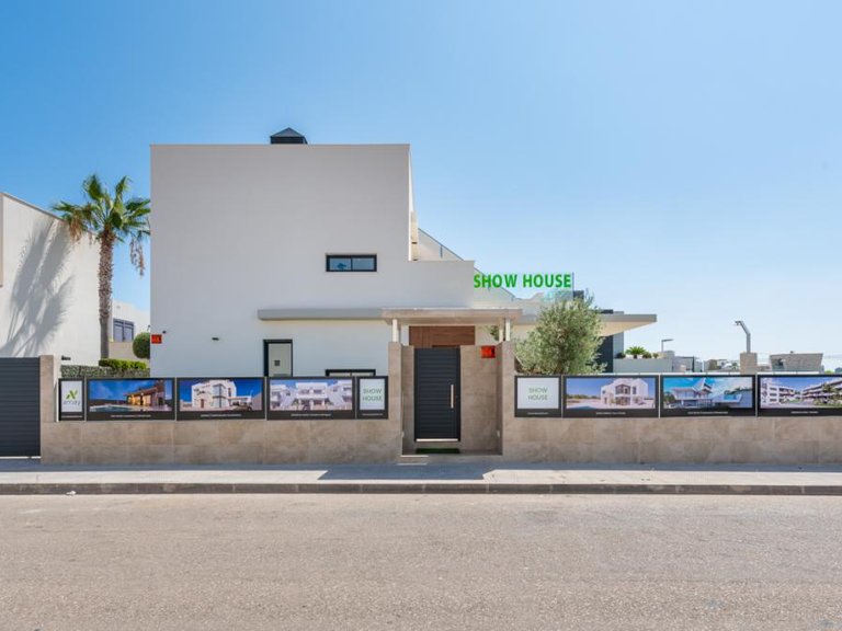 Villa for Sale in Orihuela, Alicante 19
