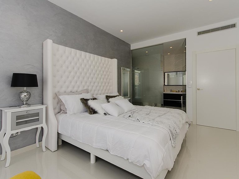 Villa for Sale in Orihuela, Alicante 18