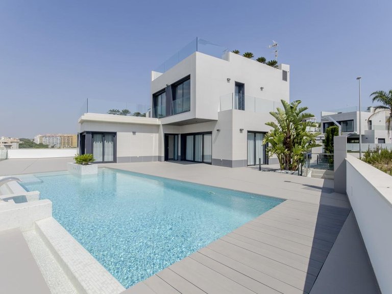 Villa for Sale in Orihuela, Alicante 20