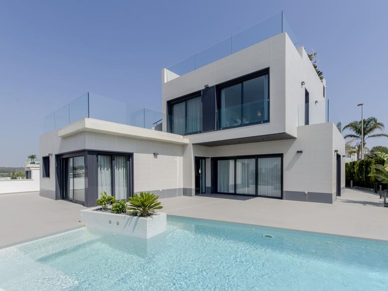 Villa for Sale in Orihuela, Alicante 1