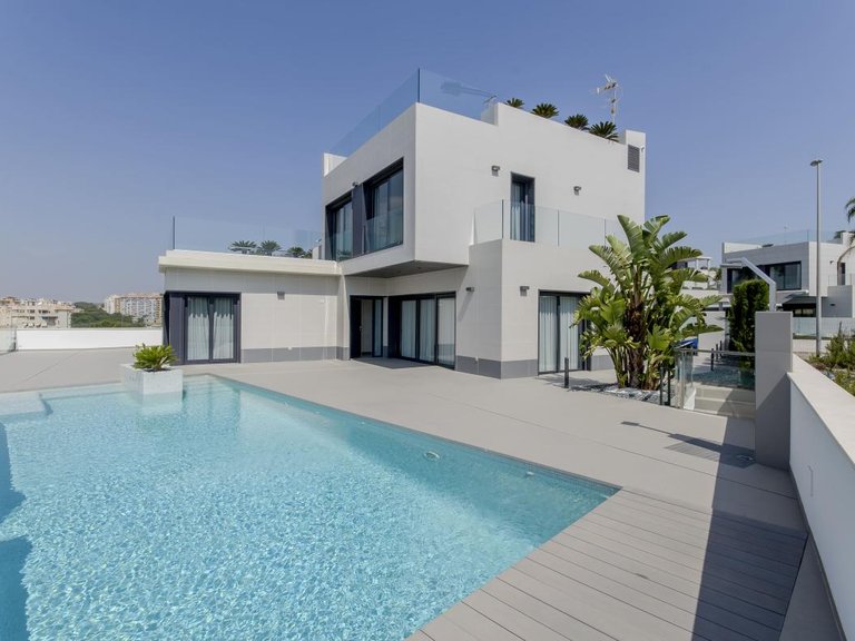 Villa for Sale in Orihuela, Alicante 40