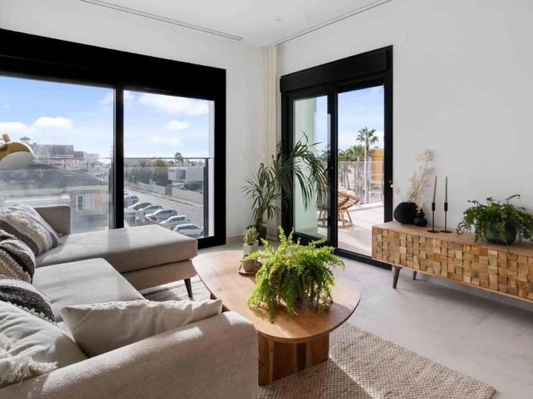 Apartment for Sale in Torrevieja, Alicante 2