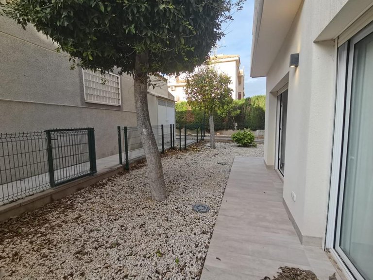 Apartment for Sale in Torrevieja, Alicante 5