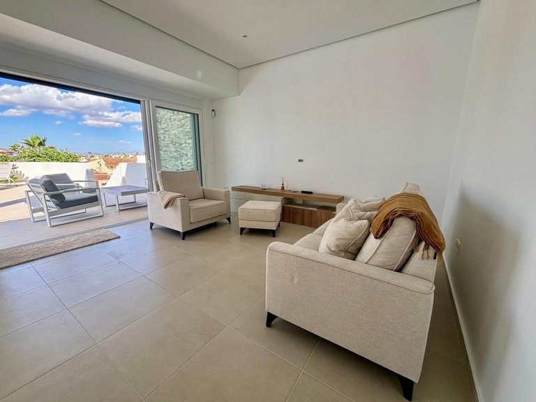Villa for Sale in Rojales, Alicante 3