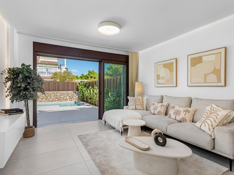 Villa for Sale in Pilar De La Horadada, Alicante 28