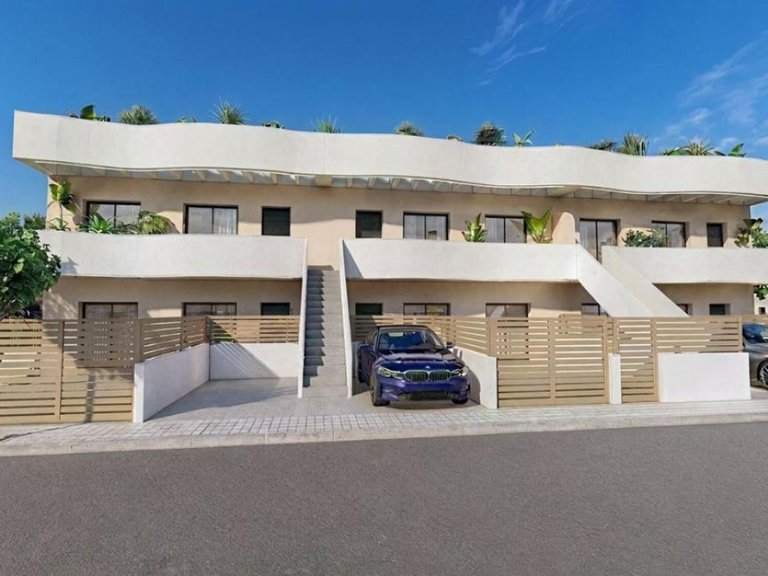 Villa for Sale in Pilar De La Horadada, Alicante 1