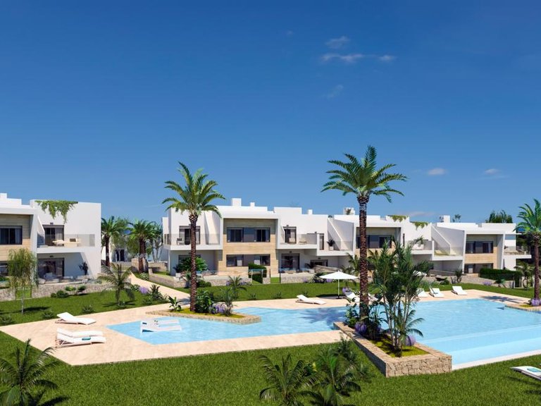 Apartment for Sale in Pinar De Campoverde, Alicante 8