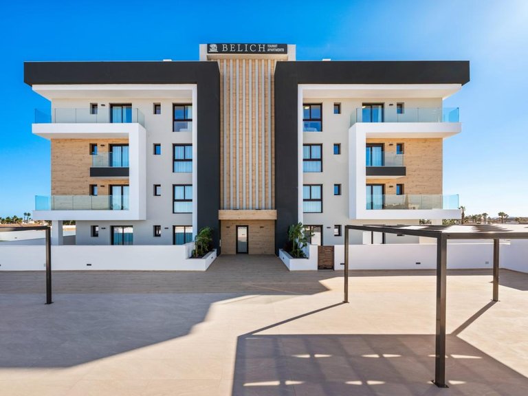 Apartment for Sale in Los Alcazares, Murcia 1
