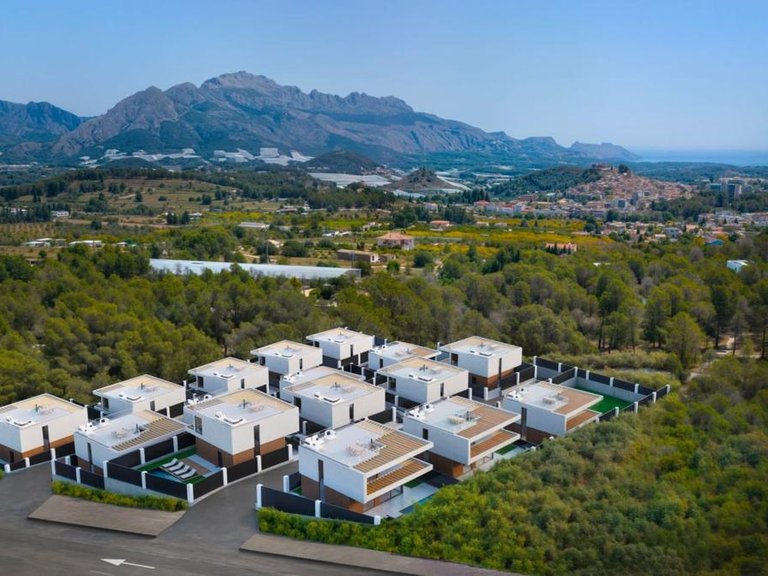 Apartment for Sale in Polop, Alicante 3