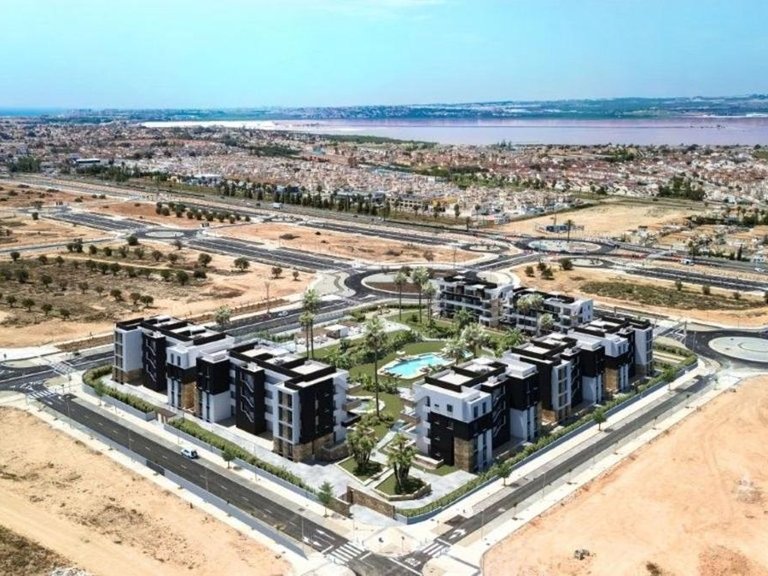 Apartment for Sale in Torrevieja, Alicante 8