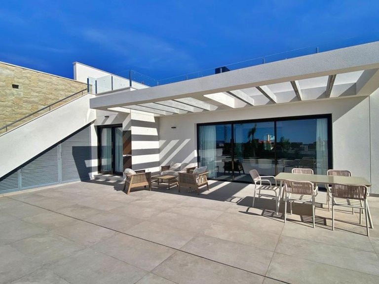 Villa for Sale in Mutxamel, Alicante 40
