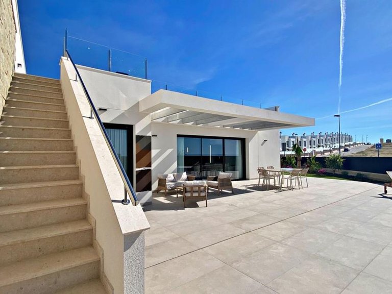 Villa for Sale in Mutxamel, Alicante 41