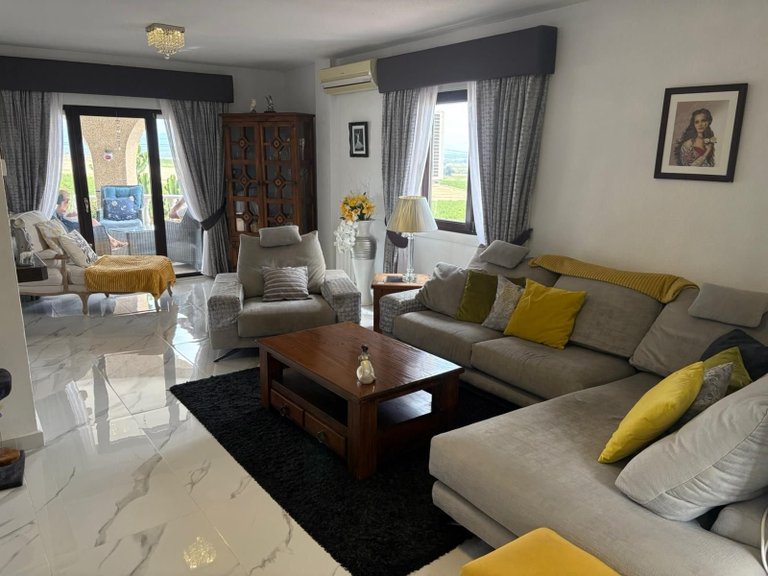 Villa for Sale in Algorfa, Alicante 4
