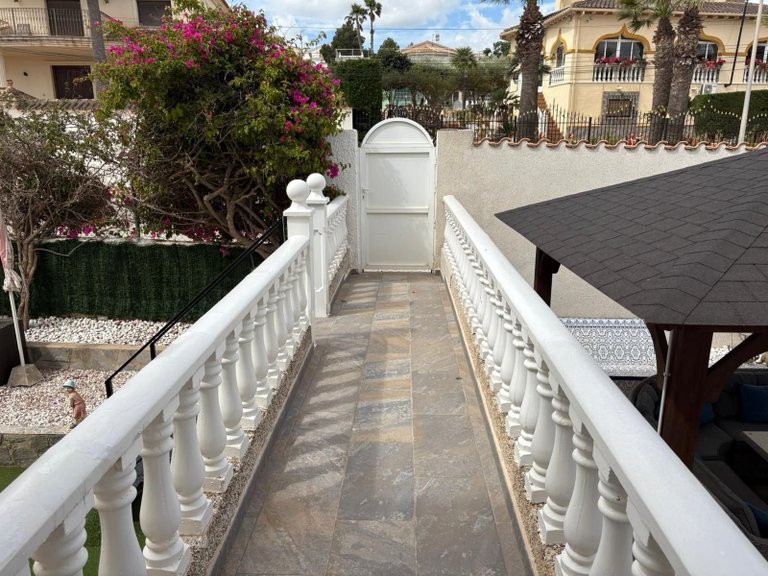 Villa for Sale in Algorfa, Alicante 20