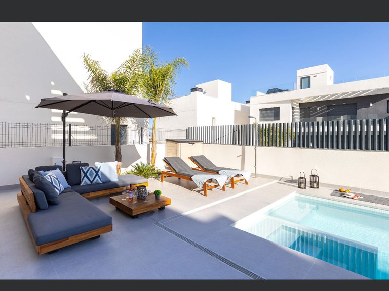 Villa for Sale in Algorfa, Alicante 6