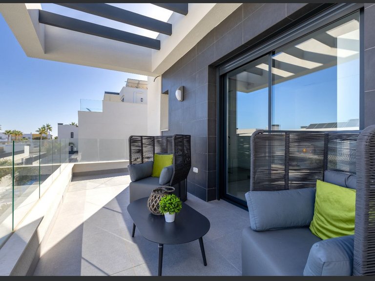 Villa for Sale in Algorfa, Alicante 28