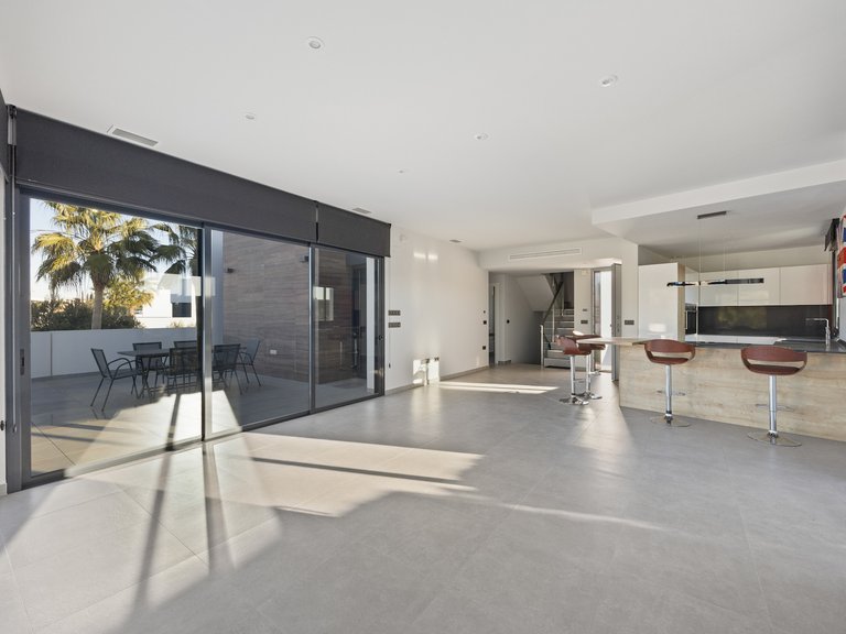 Villa for Sale in Algorfa, Alicante 3