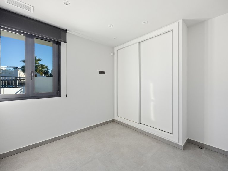 Villa for Sale in Algorfa, Alicante 28
