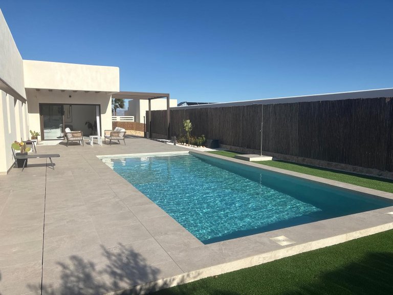 Villa for Sale in Algorfa, Alicante 30