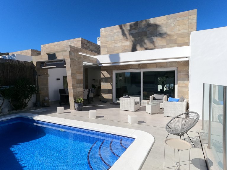 Villa for Sale in Algorfa, Alicante 7