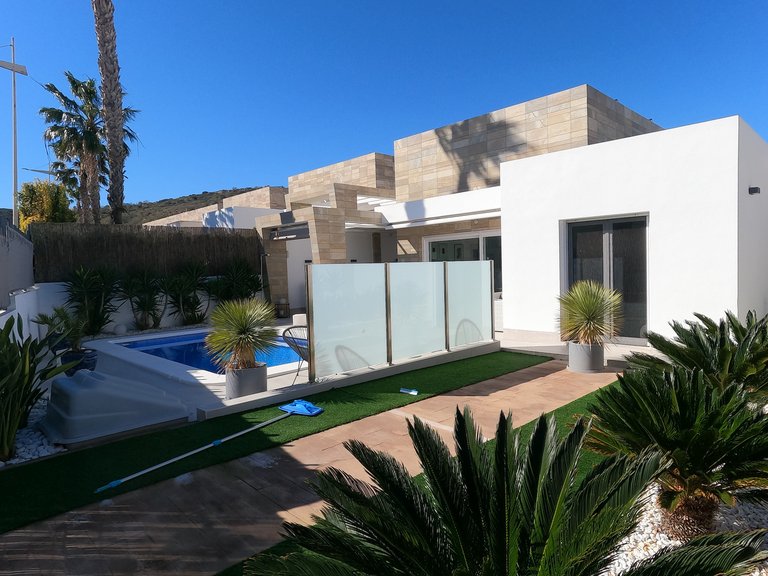 Villa for Sale in Algorfa, Alicante 24