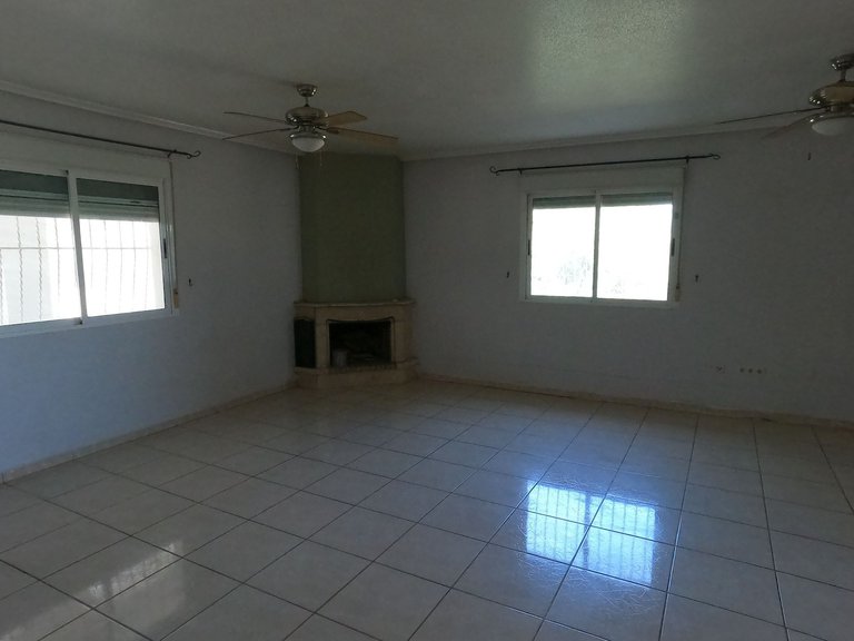 Villa for Sale in Dolores, Alicante 8