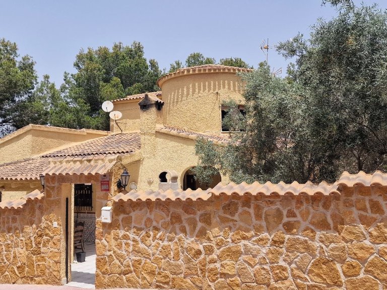 Villa for Sale in Inland Orihuela, Alicante 1