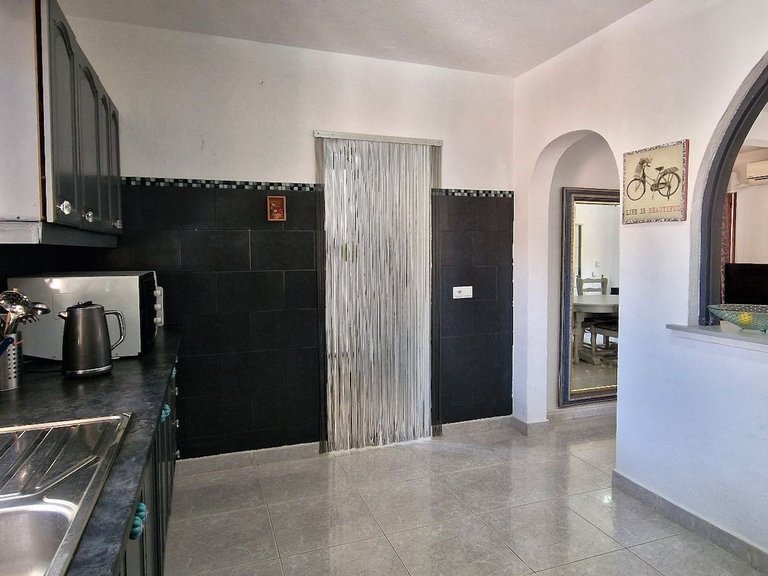 Villa for Sale in Inland Orihuela, Alicante 11