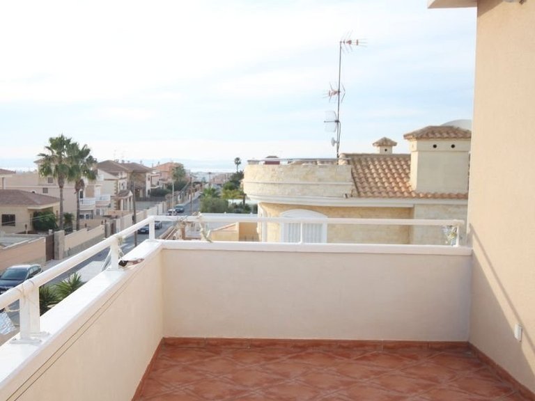 Villa for Sale in Torrevieja, Alicante 3