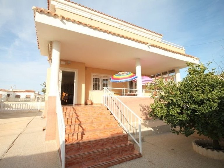 Villa for Sale in Torrevieja, Alicante 24