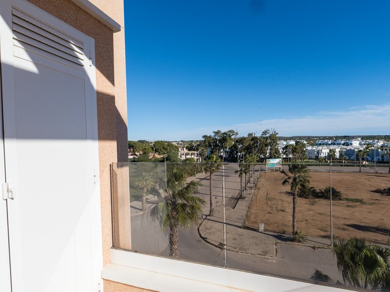 Apartment for Sale in El Raso, Alicante 30