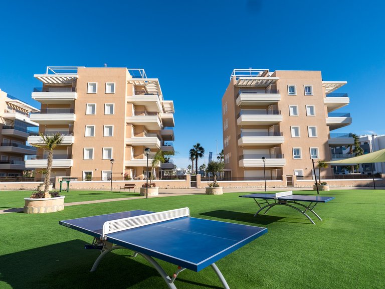Apartment for Sale in El Raso, Alicante 40