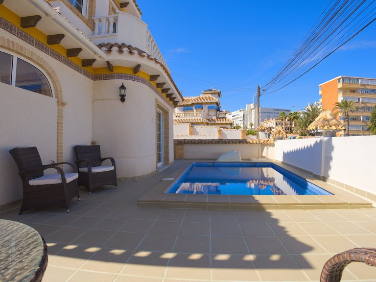 Villa for Sale in Torrevieja, Alicante 8