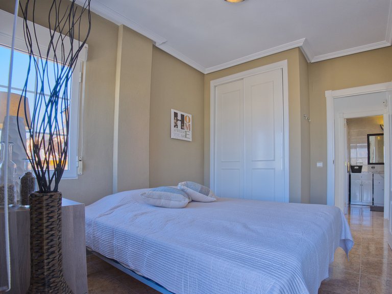 Villa for Sale in Torrevieja, Alicante 31