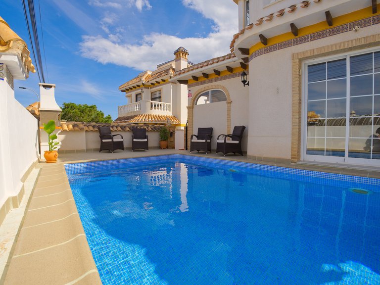 Villa for Sale in Torrevieja, Alicante 41