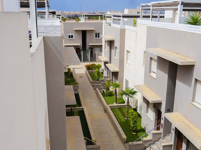 Apartment for Sale in Torrevieja, Alicante 42