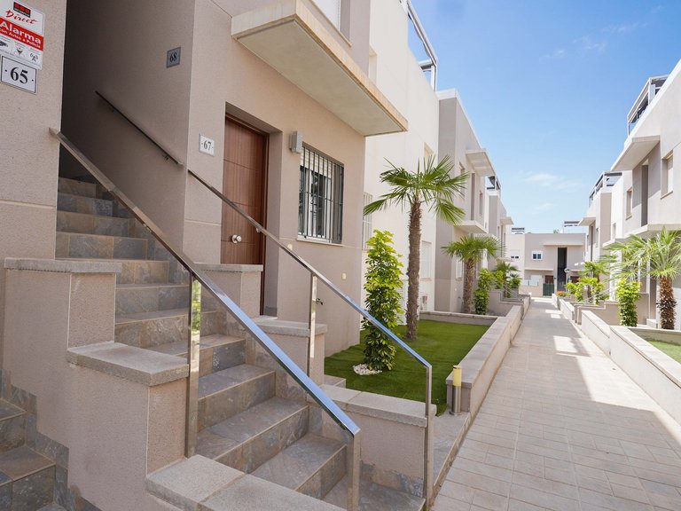Apartment for Sale in Torrevieja, Alicante 43
