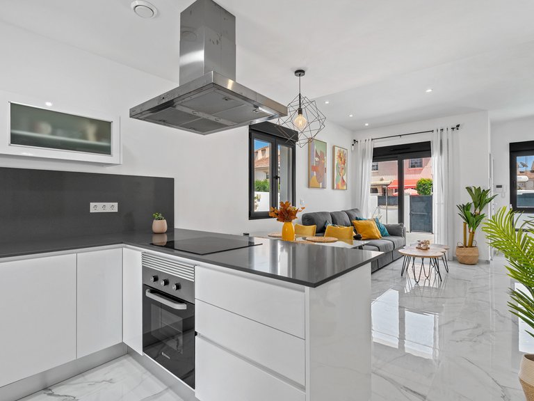 Villa for Sale in Torrevieja, Alicante 8