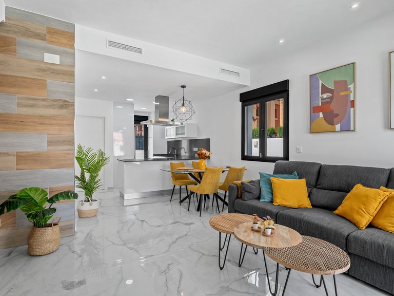 Villa for Sale in Torrevieja, Alicante 3