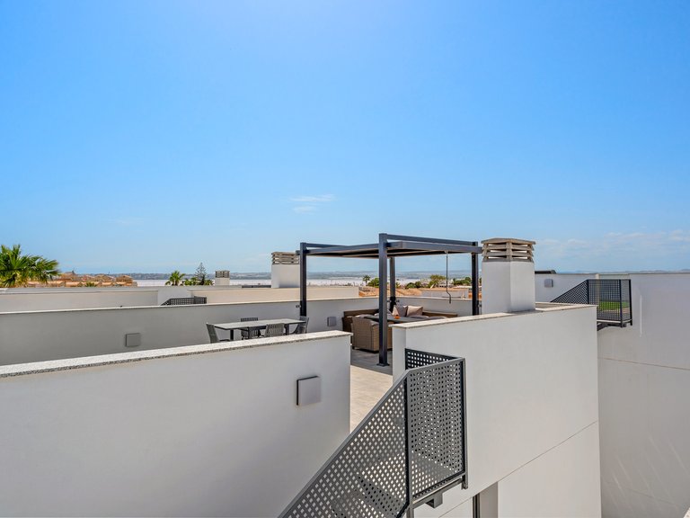 Villa for Sale in Torrevieja, Alicante 38